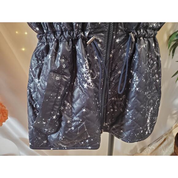 Chicos Zenergy Womens Reversible Quilted Celestial Vest Size 2 L 12/14 Navy Blue - Picture 9 of 13